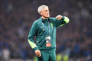 开云中国官网-记者：今天下午，塞蒂恩携侯森出席国安足协杯赛前发布会